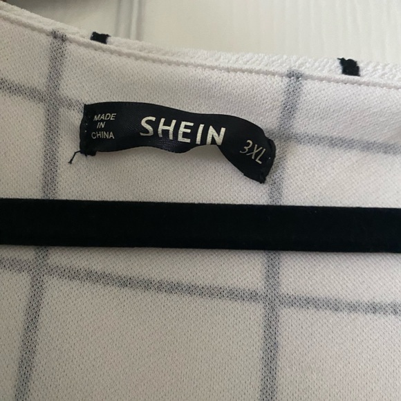 SHEIN - BLACK AND WHITE DRESS - Picture 3 of 11